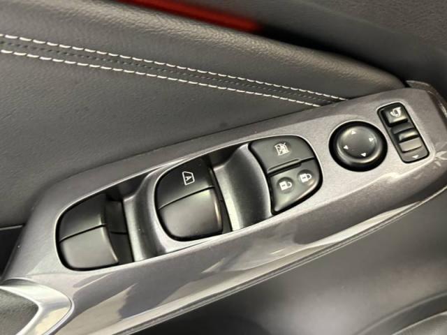 Nissan Juke image 7