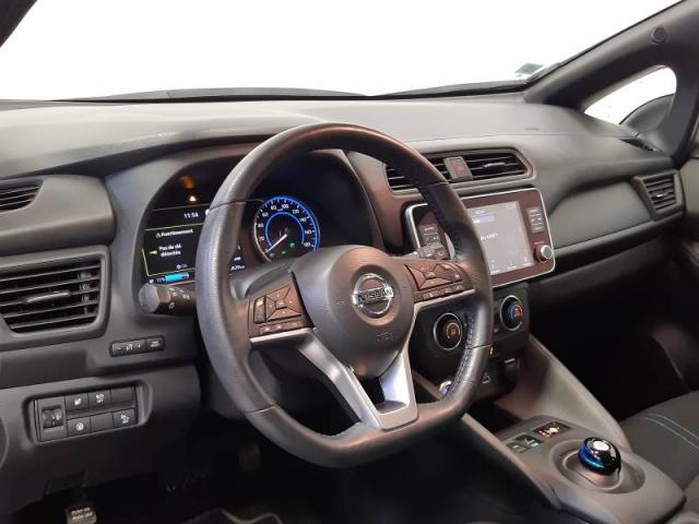 Nissan Leaf image 8