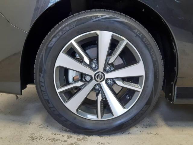 Nissan Leaf image 1