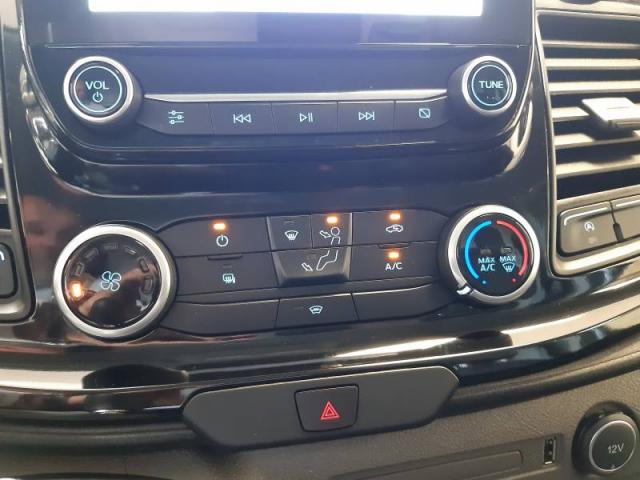 Ford Transit image 9