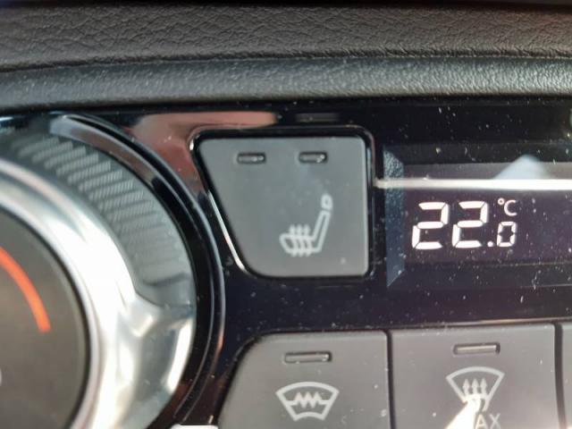 Nissan Juke image 6