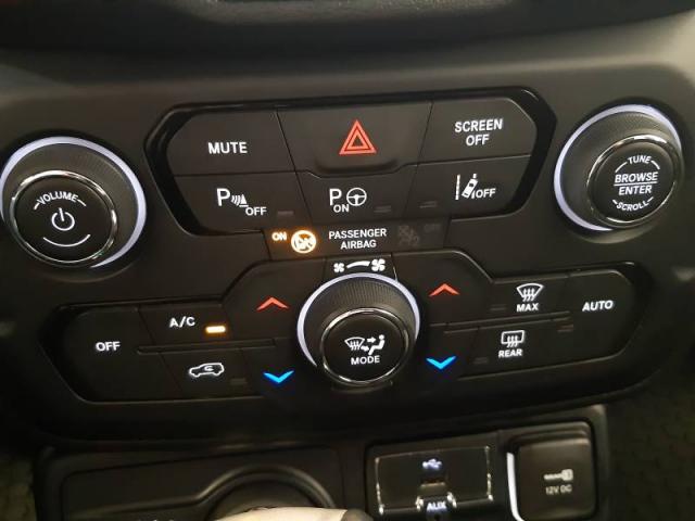 Jeep Renegade image 7