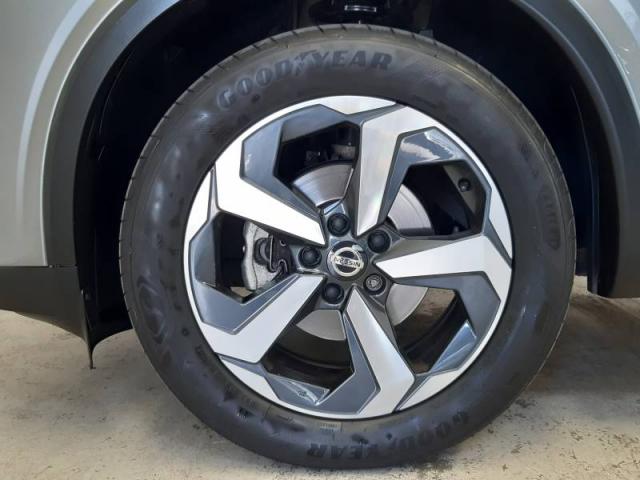 Nissan Qashqai image 1