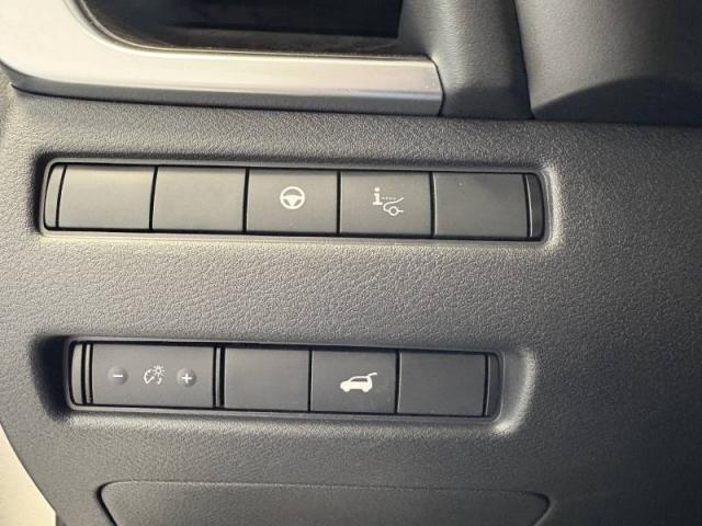 Nissan X-Trail image 5