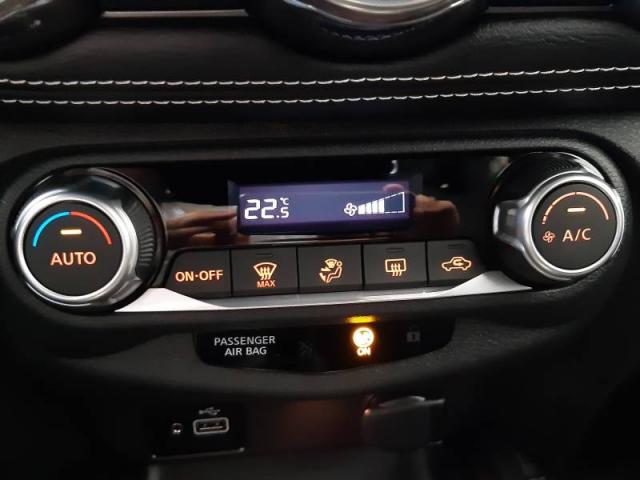Nissan Juke image 4