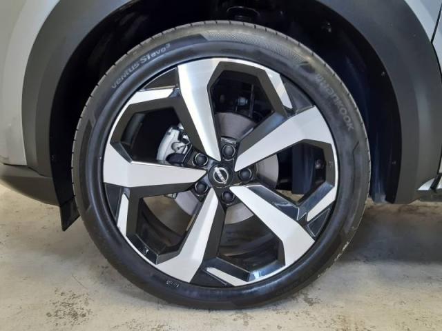 Nissan Juke image 6