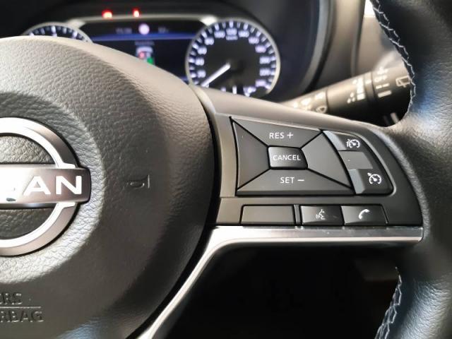 Nissan Juke image 4
