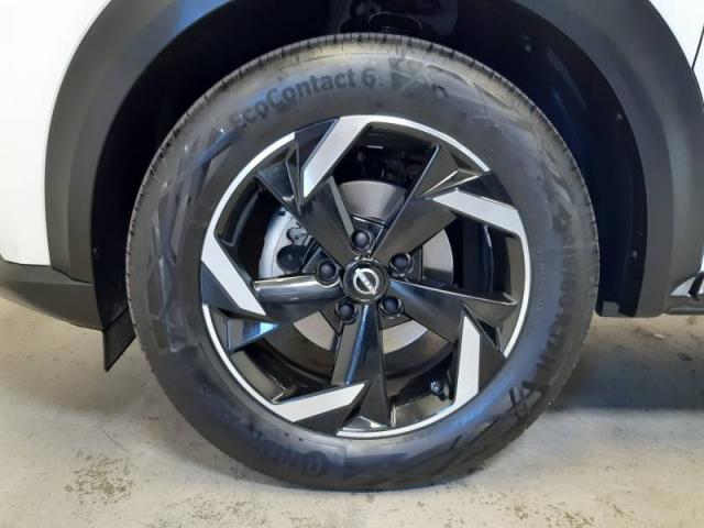 Nissan Juke image 8