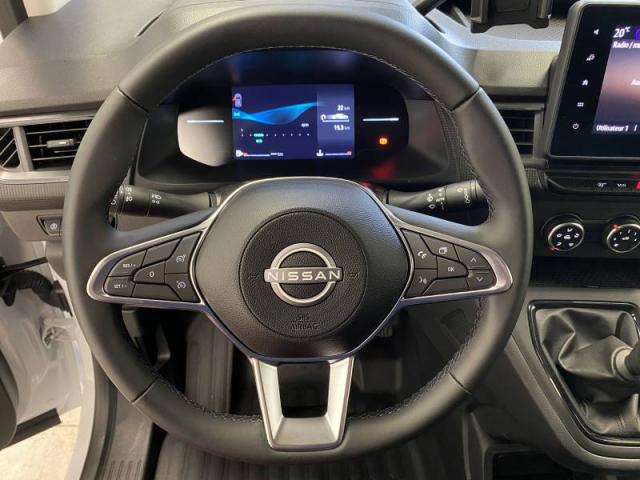 Nissan Townstar image 7