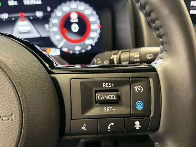 Nissan X-Trail image 9