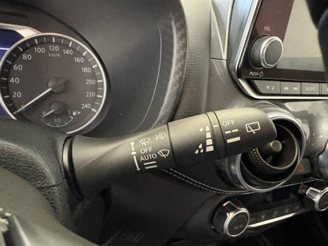 Nissan Juke image 4