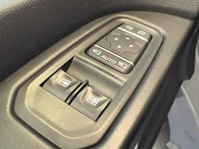 Nissan Primastar image 7