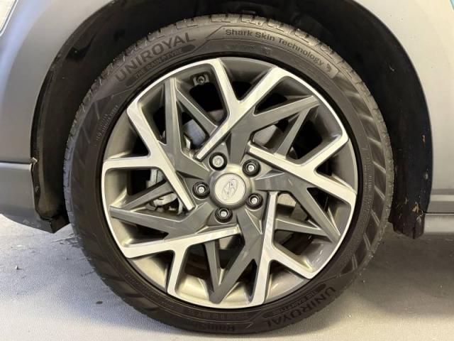 Hyundai Kona image 9