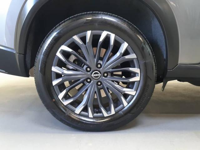 Nissan X-Trail image 5