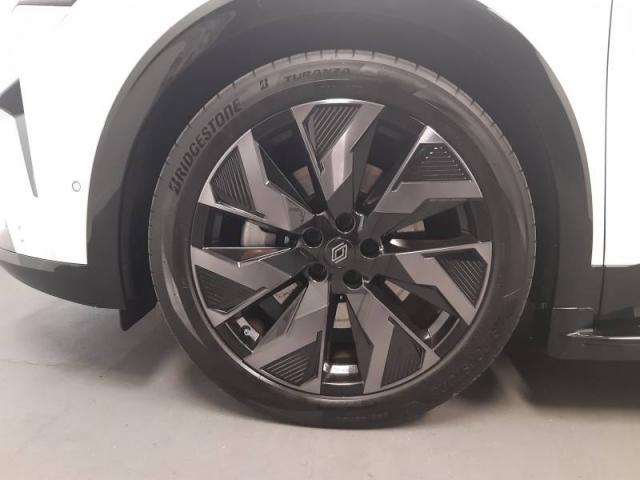 Renault Rafale image 6