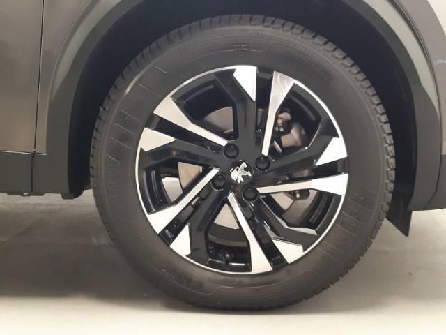 Peugeot 2008 image 6