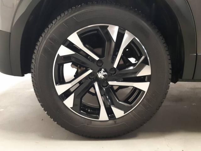 Peugeot 2008 image 4