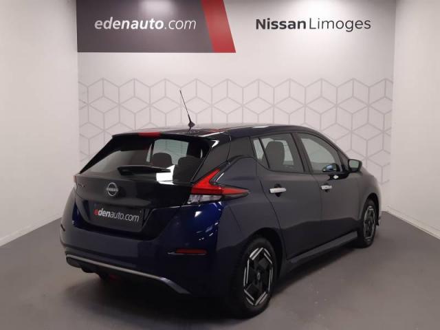 Nissan Leaf image 9