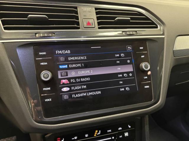 Volkswagen Tiguan image 8