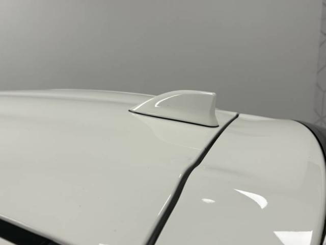 Toyota Yaris image 8