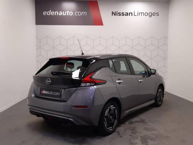 Nissan Leaf image 4