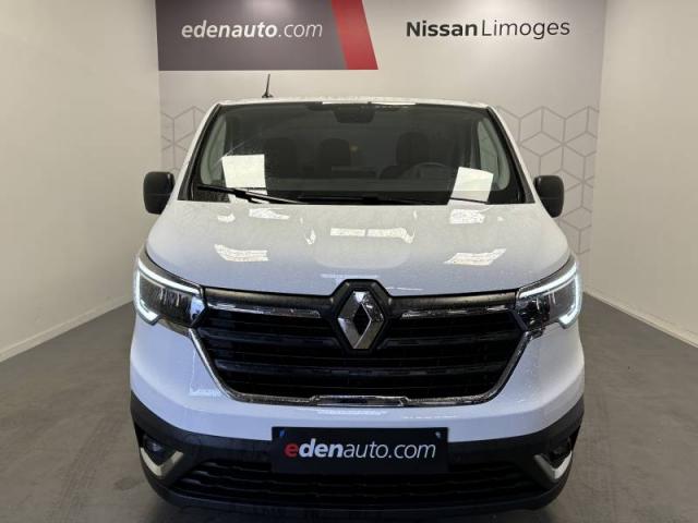 Renault Trafic image 2