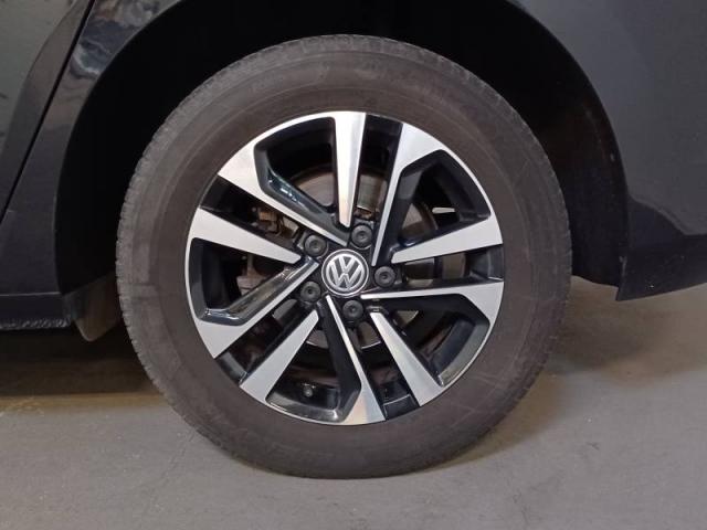 Volkswagen Touran image 1