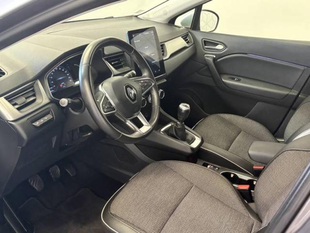 Renault Captur image 8