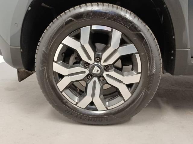 Dacia Duster image 9