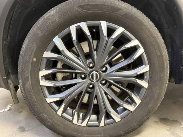 Nissan X-Trail image 9