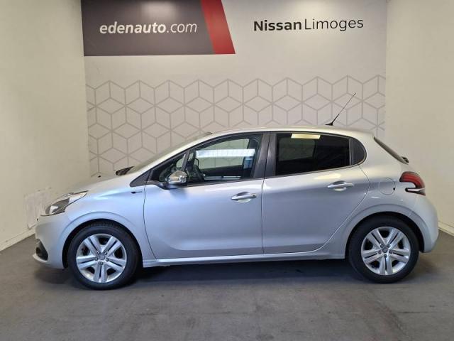 Peugeot 208 image 8
