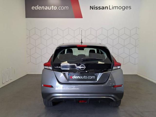Nissan Leaf image 8