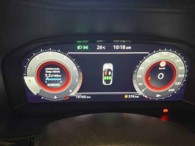 Nissan Juke image 8