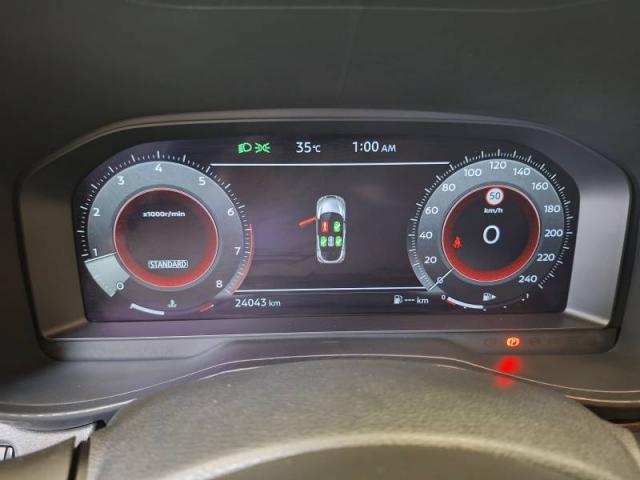 Nissan Juke image 5