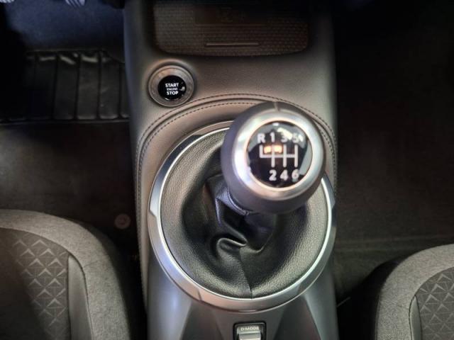 Nissan Juke image 8
