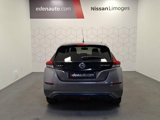Nissan Leaf image 2