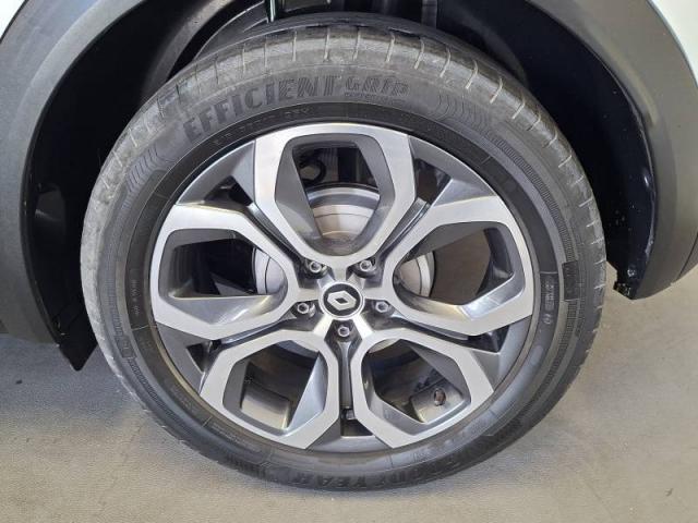 Renault Captur image 9