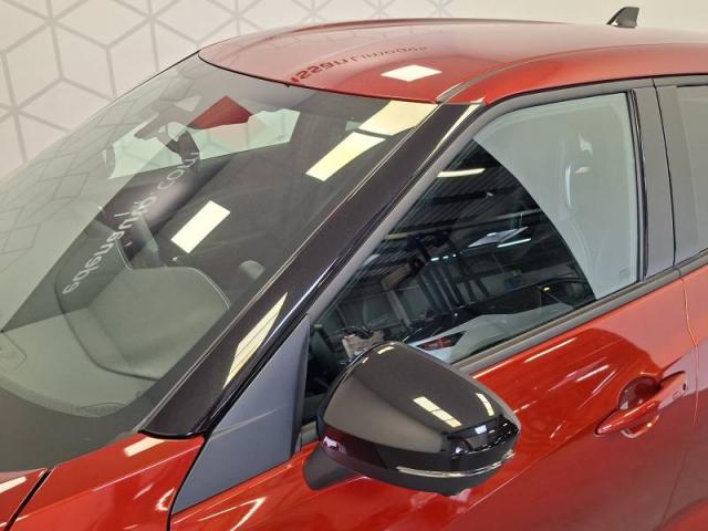 Nissan Juke image 3