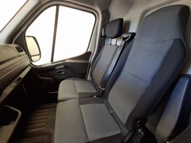 Nissan Interstar image 5
