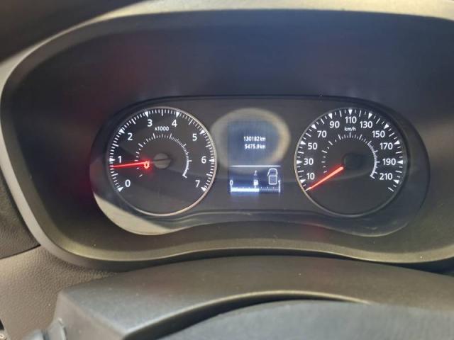 Nissan Interstar image 2