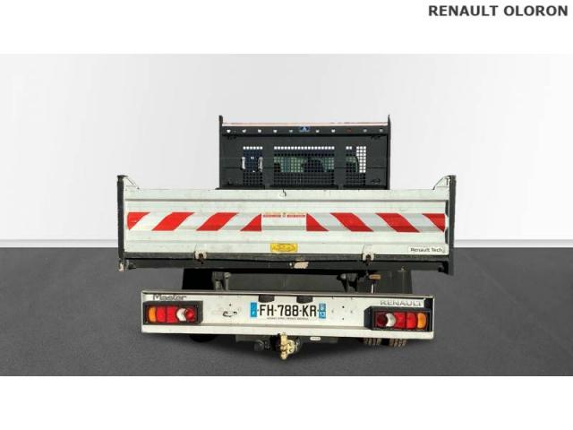 Renault Master image 2