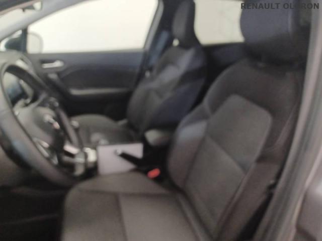 Renault Captur image 9