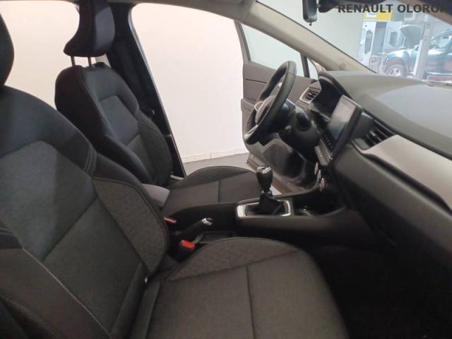 Renault Captur image 2