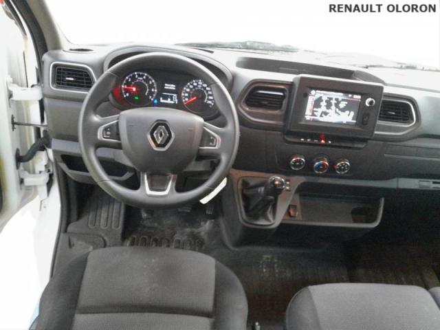 Renault Master image 9