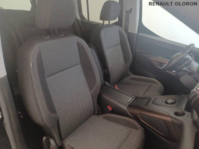 Peugeot Rifter image 1