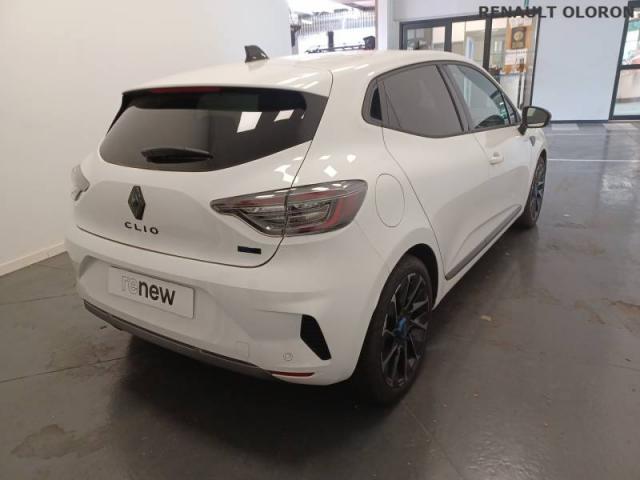 Renault Clio image 1