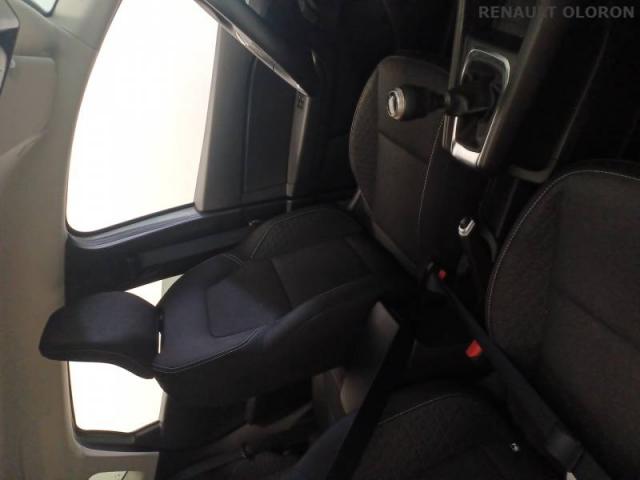 Renault Captur image 2