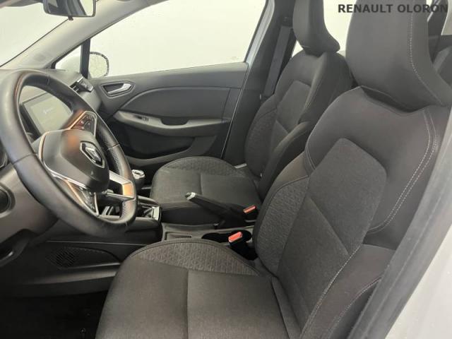 Renault Clio image 9
