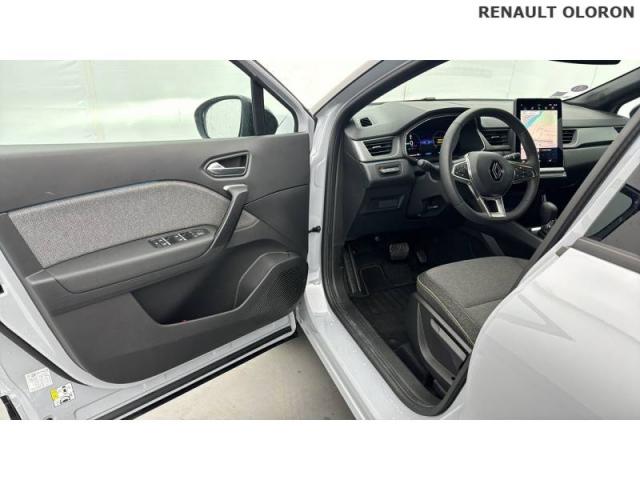 Renault Captur image 9