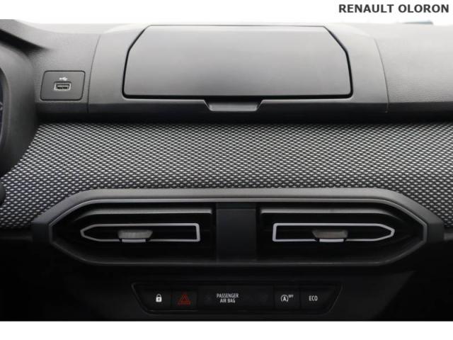 Dacia Sandero image 6